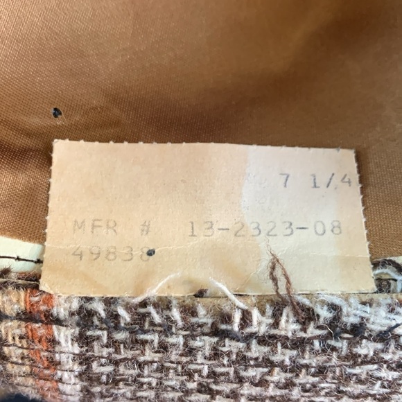 Dobbs brown plaid hat with gold buckle - Picture 6 of 8